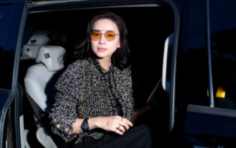 Ngô Thanh Vân được Chanel chăm sóc đặc biệt tại show diễn