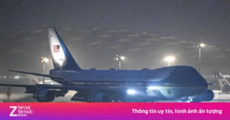 Ông Trump tới Bắc Kinh, bắt đầu thăm chính thức Trung Quốc