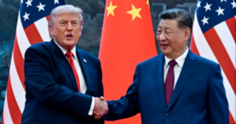 Ông Trump và ông Tập bắt tay tại Đại lễ đường Nhân dân Bắc Kinh