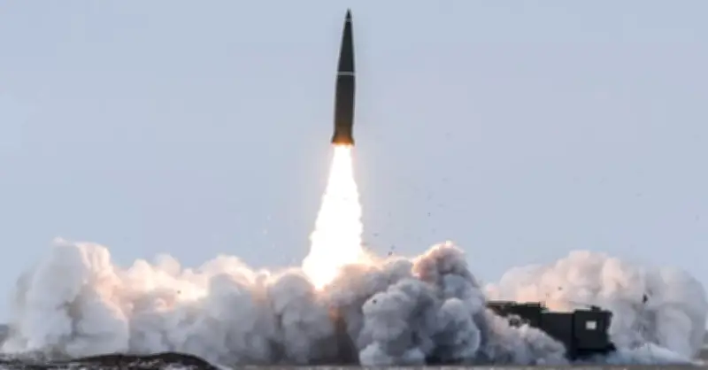 Nga-Belarus tập trận hạt nhân: Iskander-M và Su-25 sẵn sàng mang đầu đạn