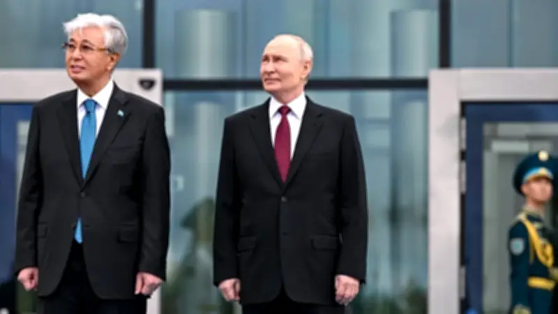 Nga và Kazakhstan ký loạt văn kiện hợp tác, xây nhà máy điện hạt nhân