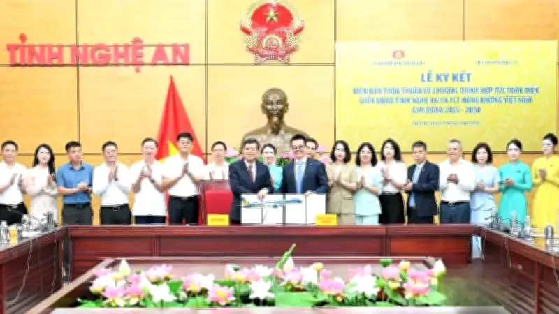 Nghệ An và Vietnam Airlines ký thỏa thuận hợp tác toàn diện giai đoạn 2026-2030