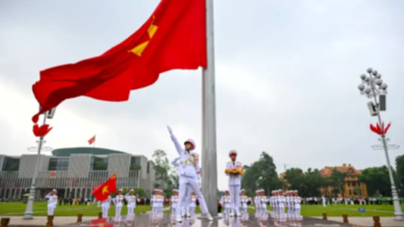 Nghi lễ thượng cờ tại Quảng trường Ba Đình: Hơn 25 năm trang nghiêm và tự hào