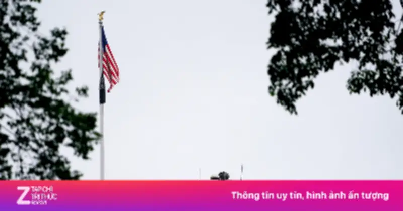 Nghi phạm nổ súng gần Nhà Trắng từng nhiều lần chạm trán Mật vụ Mỹ