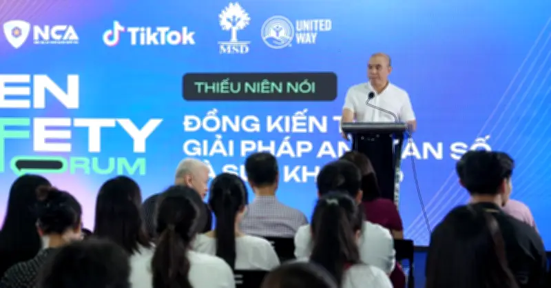 Người lớn cần cập nhật kiến thức để hiểu các nền tảng số và rủi ro mới