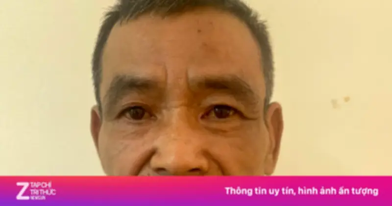 Người đàn ông rút dao kề cổ cán bộ công an khi bị kiểm tra nồng độ cồn