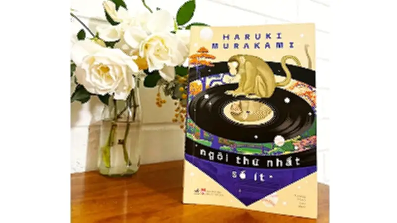 Ngôi thứ nhất số ít: Hành trình khám phá thế giới qua lăng kính Murakami