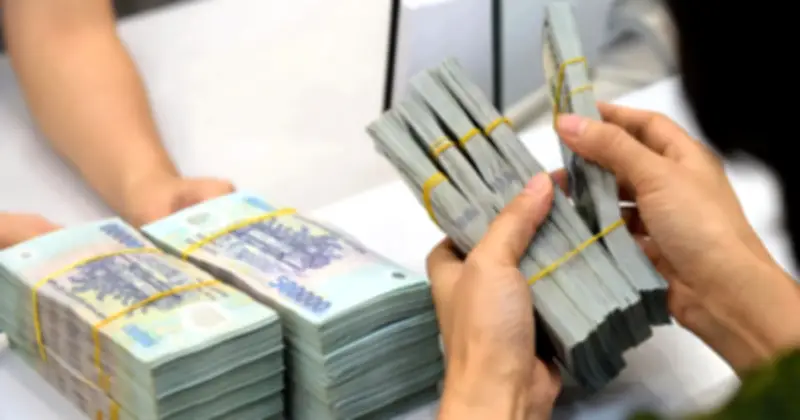 Ngân hàng Nhà nước yêu cầu kiểm tra các ngân hàng tăng lãi suất trái chỉ đạo