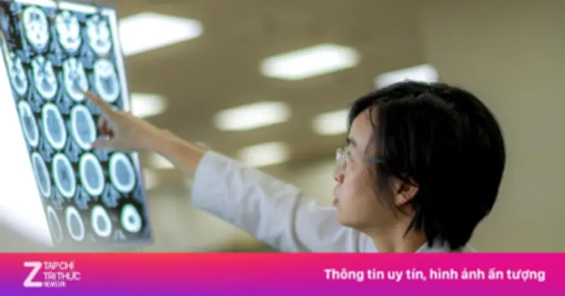 Ngành Y không phải con đường 'giàu nhanh': Góc nhìn từ chuyên gia 40 năm kinh nghiệm
