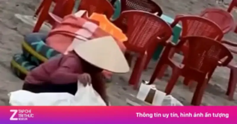 Đình chỉ người 'gom nước dừa thừa bán lại cho khách' ở Ninh Bình