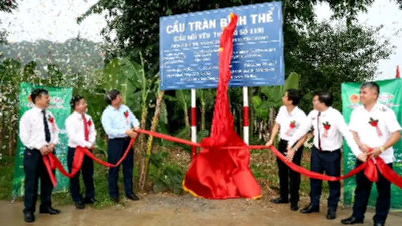 Nhựa Tiền Phong khánh thành cầu Bình Thể, nối liền yêu thương vùng cao Tuyên Quang