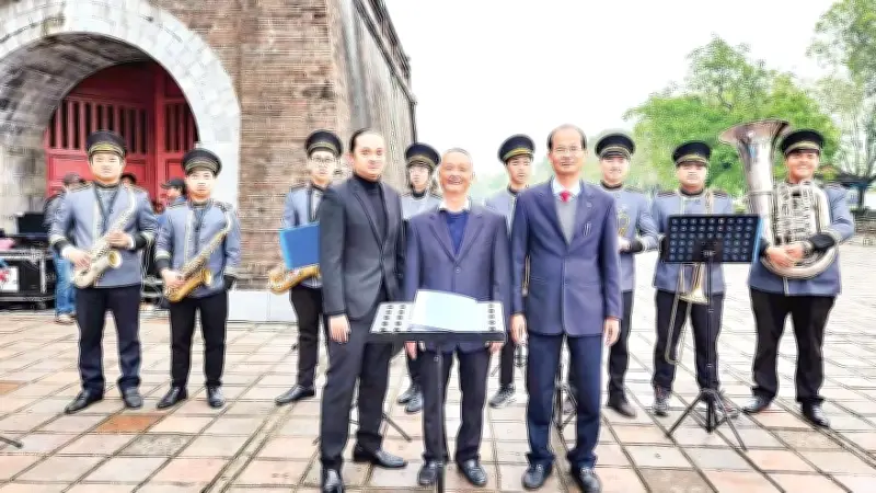 Nhạc trưởng Nguyễn Hoàng Như Ý: 12 năm dẫn dắt hợp xướng, khát khao chạm đến trái tim khán giả