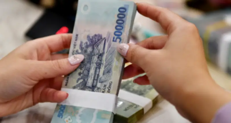 Nhận tử 5 triệu đồng/lần có thể bị khấu trừ 10% thuế thu nhập cá nhân