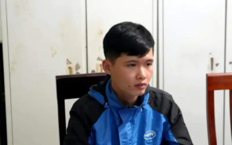 Nhân viên chuyển phát nhanh dựng chuyện bị cướp sau khi thua bạc 7,5 triệu