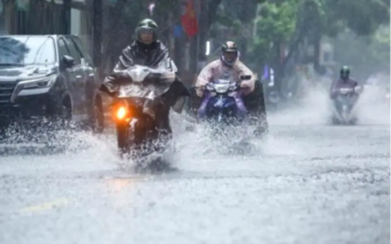 Nắng nóng Bắc Bộ giảm dần, mưa dông sắp xuất hiện trên diện rộng