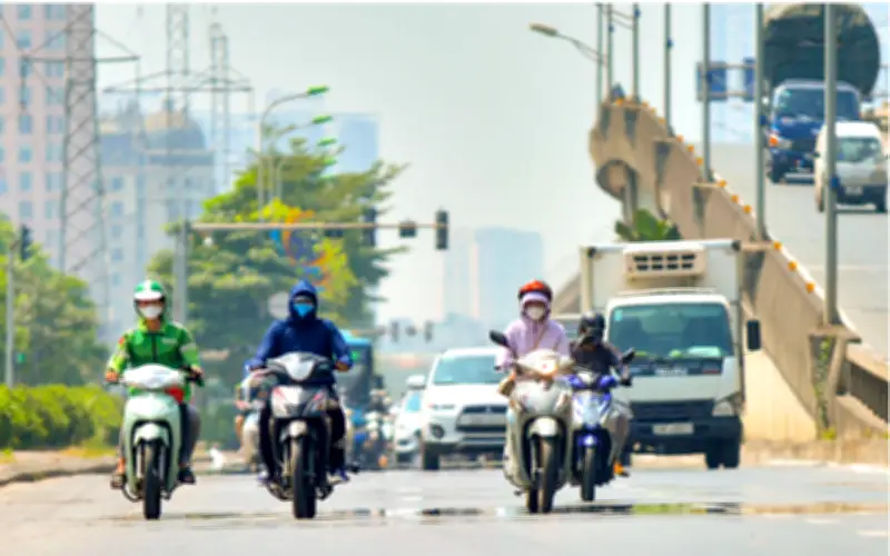 Nắng nóng gay gắt tiếp diễn ngày 15/5, miền Trung có nơi trên 38 độ C