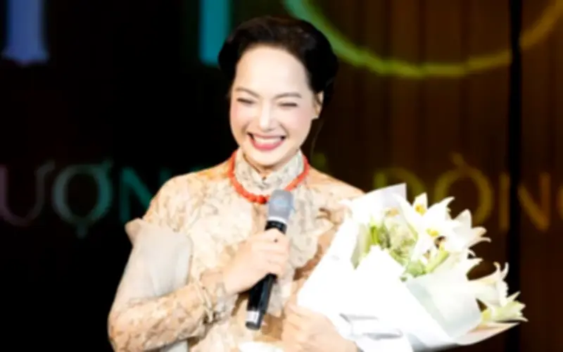NSND Lê Khanh: Hành trình nghệ thuật và gia đình viên mãn