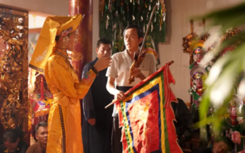 NSƯT Hoài Linh trở thành người được chọn sau nhiều tranh cãi
