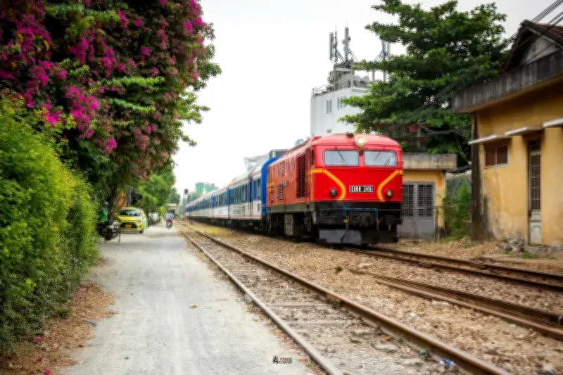 Đào tạo đường sắt trình độ đại học: Tổ hợp xét tuyển bắt buộc có môn Toán