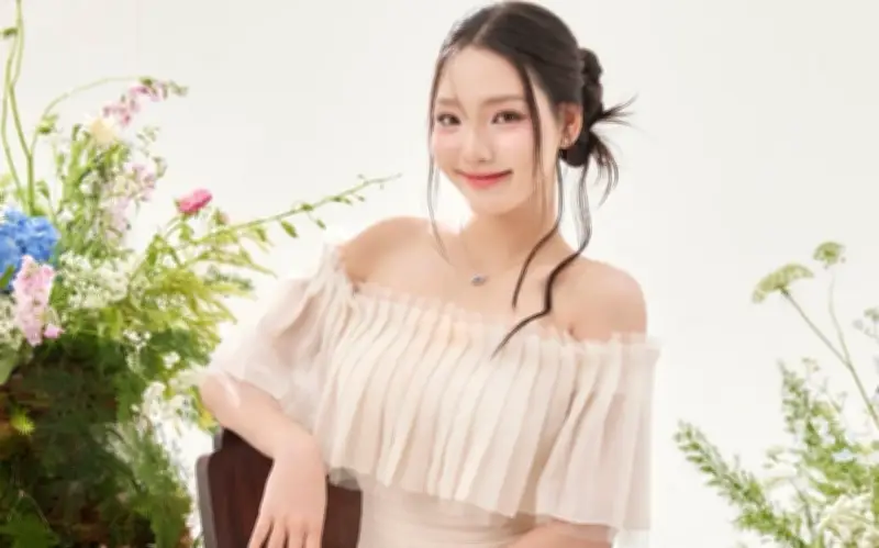 Đoàn Minh Anh: 3 phim trăm tỷ liên tiếp, nữ chính 17 tuổi gây sốt phòng vé