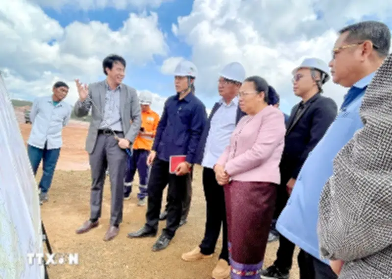 Phó Chủ tịch Quốc hội Lào thăm dự án đầu tư trọng điểm của Việt Nam