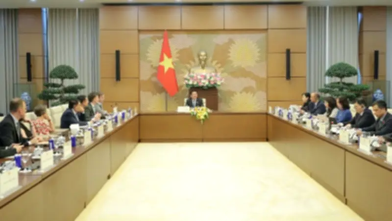 Phó Chủ tịch Quốc hội tiếp Chủ tịch EuroCham, thúc đẩy hợp tác Việt Nam-EU
