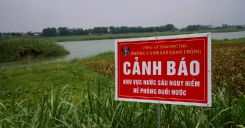 Phó chủ tịch xã nói 5 học sinh tử vong: Có nhiều hố xấu tự khai thác cát để lại