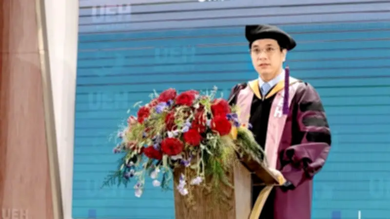 Phó Giáo sư, Tiến sĩ Bùi Quang Hùng làm Giám đốc Đại học Kinh tế TP.HCM