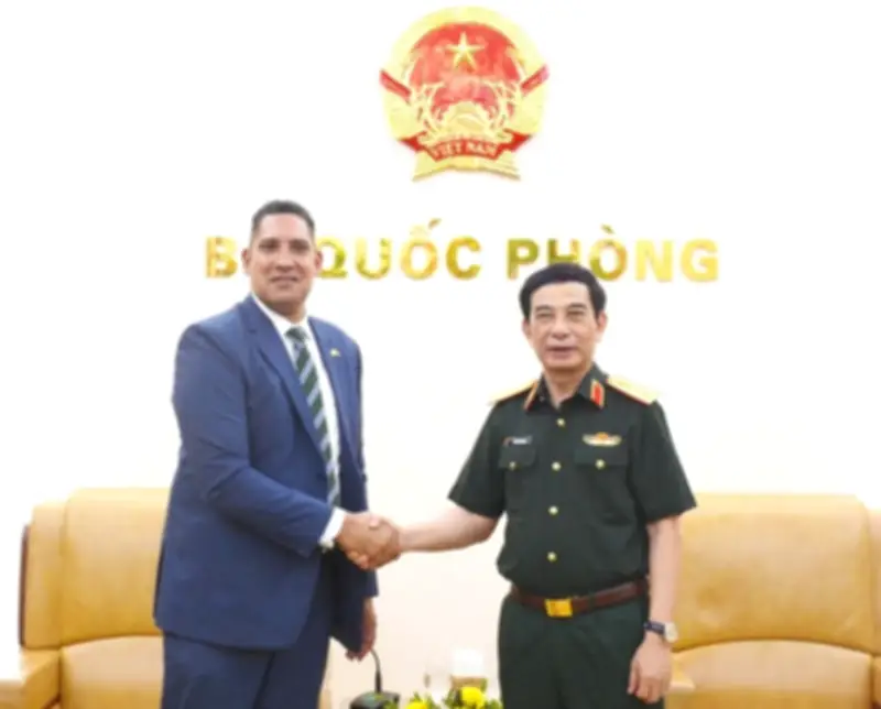Phó Thủ tướng Bộ Quốc phòng tiếp Đại sứ Thụy Điển và Algeria