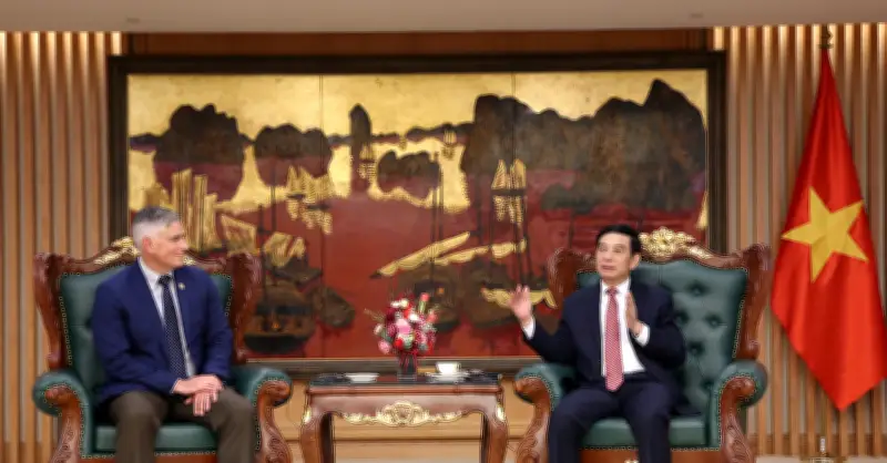 Phó Thủ tướng Phan Văn Giang tiếp đoàn nghị sĩ Quốc hội Mỹ