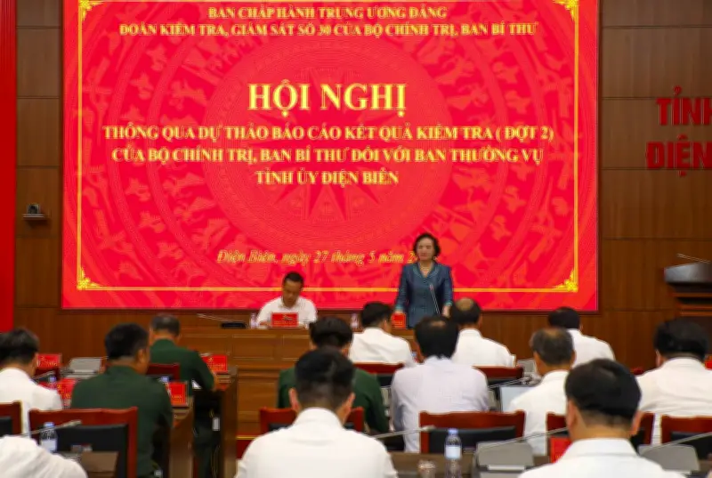 Phó Thủ tướng Phạm Thị Thanh Trà làm việc với Ban Thường vụ Tỉnh ủy Điện Biên