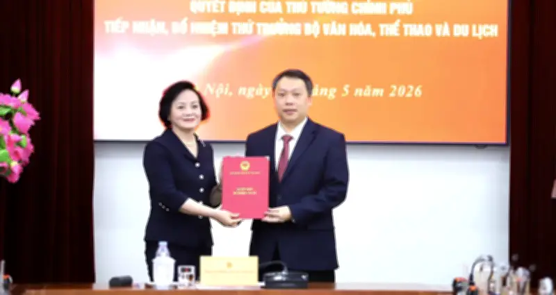 Phó Thủ tướng trao quyết định bổ nhiệm ông Nguyễn Huy Dũng giữ chức Thứ trưởng