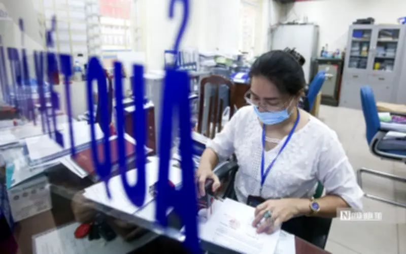 Phó Thủ tướng yêu cầu các bộ khẩn trương cắt giảm thủ tục hành chính