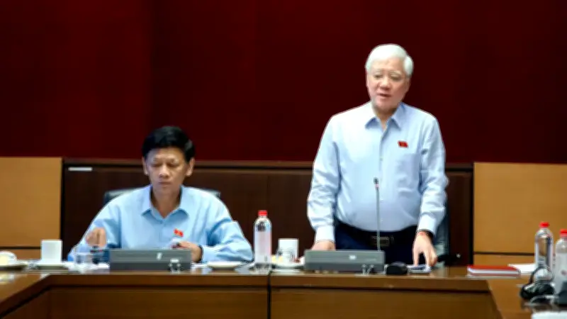 Phiên họp Hội đồng Dân tộc, làm việc với AWS và Tòa án Singapore