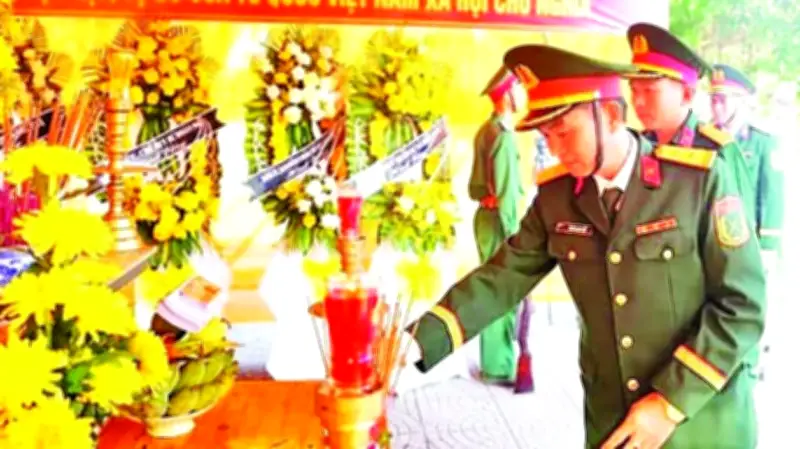 Phát hiện 3 hài cốt liệt sĩ tại xã Hiếu Giang; hỗ trợ nhà ở cho con đẻ người nhiễm chất độc hóa học