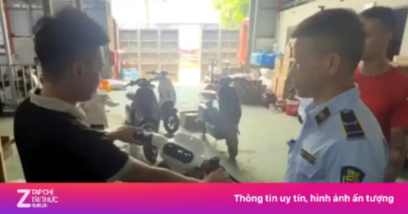 Phát hiện công ty 'độ' xe đạp điện thành xe máy điện tại Hà Nội