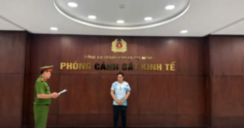 Phát hiện kho giày giả trị giá hơn 3,3 tỷ đồng tại TP.HCM
