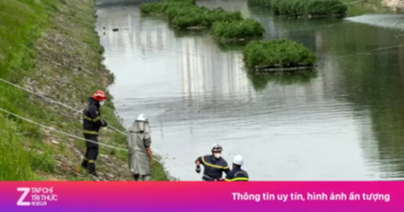 Phát hiện thi thể nam giới trên sông Tô Lịch ở Hà Nội