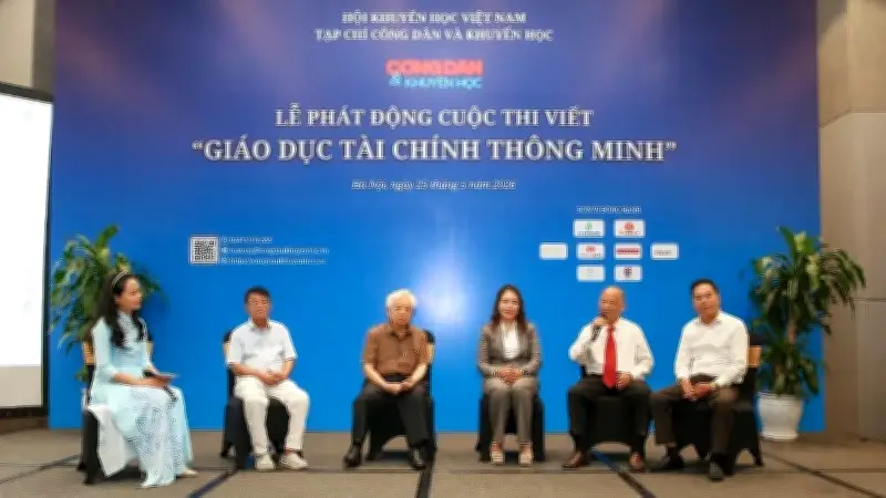 Phát động cuộc thi viết 'Giáo dục tài chính thông minh' cho mọi lứa tuổi
