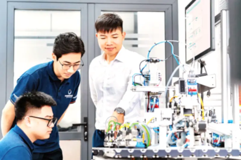 Phát triển nguồn nhân lực khoa học công nghệ: Động lực cho tăng trưởng bền vững