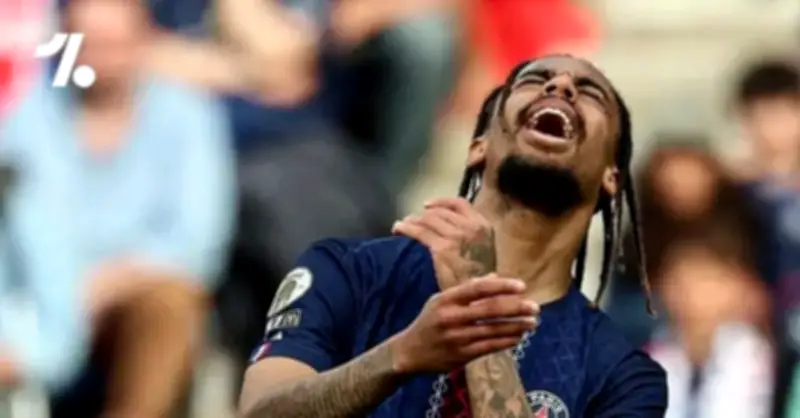 PSG hòa Lorient 2-2, lỡ cơ hội vô địch Ligue 1 sớm