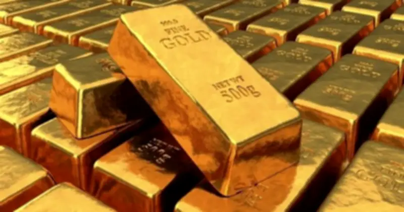Quỹ vàng SPDR mua ròng trở lại, giá vàng chịu áp lực từ xung đột Iran