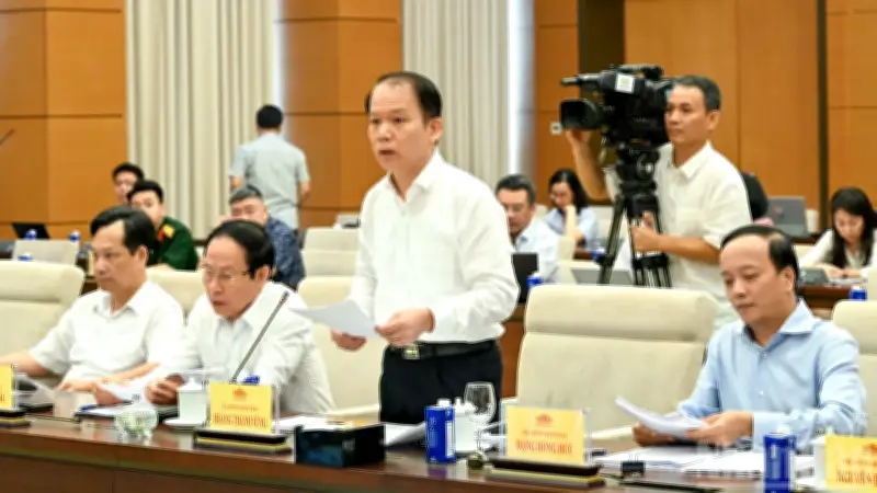 Quốc hội thảo luận sửa đổi Pháp lệnh Hợp nhất văn bản quy phạm pháp luật