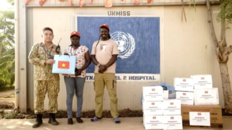 Quân y Việt Nam tham gia chuỗi hoạt động Ngày Điều dưỡng và Hộ sinh tại Nam Sudan