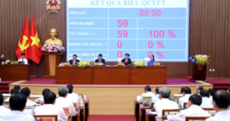 Quảng Ngãi thông qua 53 nghị quyết, hỗ trợ trẻ mầm non và nâng phụ cấp thôn