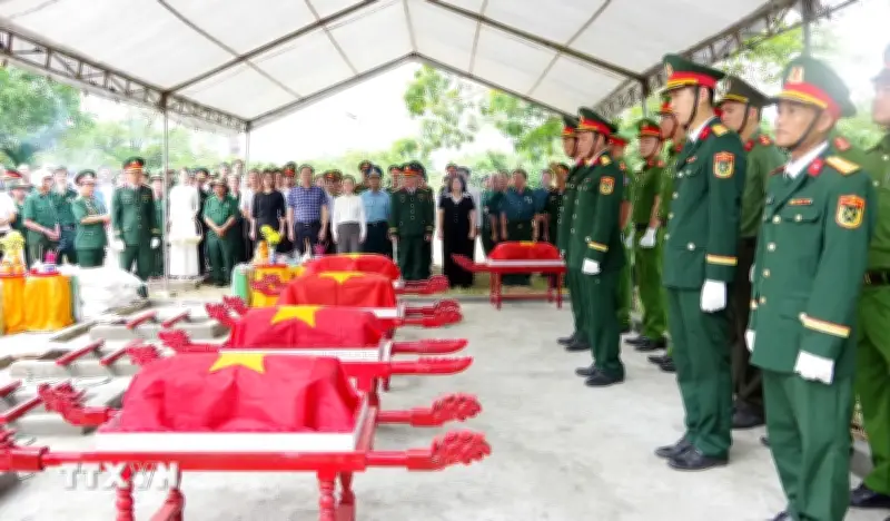 Quảng Trị truy điệu, an táng 5 hài cốt liệt sỹ được tìm thấy tại xã Đakrông