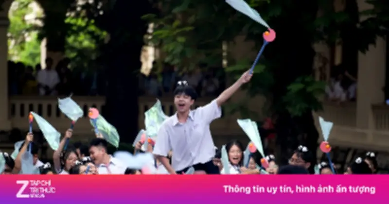 Sở GD&ĐT TP.HCM yêu cầu tổ chức lễ trưởng thành không phô trương, tốn kém