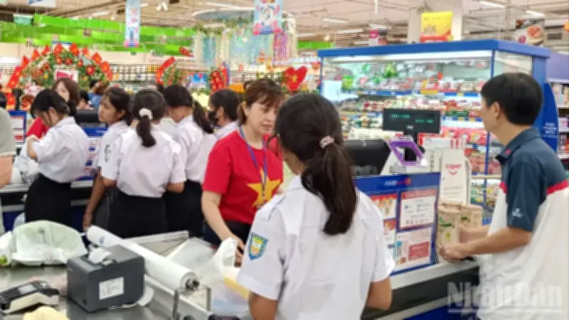 Sức mua tăng mạnh, thị trường Cần Thơ ổn định dịp lễ 30/4 và 1/5