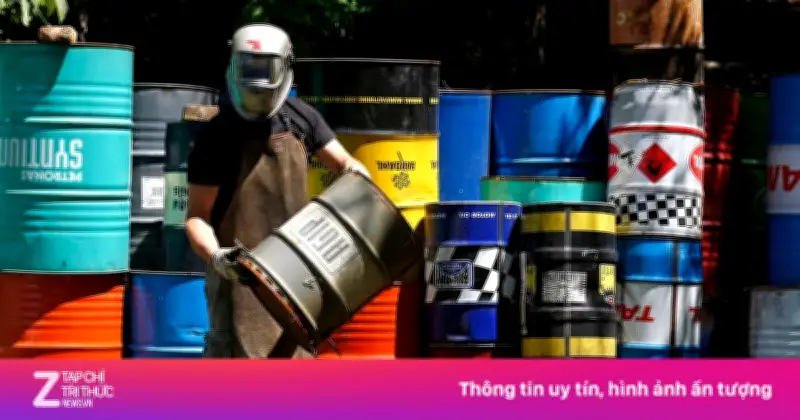 Sách 'Dầu mỏ, tiền bạc & quyền lực': Toàn cảnh lịch sử ngành dầu và cuộc chiến quyền lực