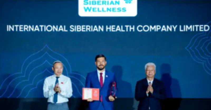 Siberian Wellness tiếp tục được vinh danh Top 10 Doanh nghiệp FDI tiên phong tại Rồng Vàng 2026